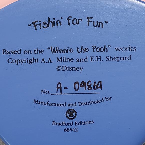 FISHIN' FOR FUN & A POOHISH SORT OF PICNIC Ornaments Poohs Honeypot Advent 68542 - Picture 5 of 9